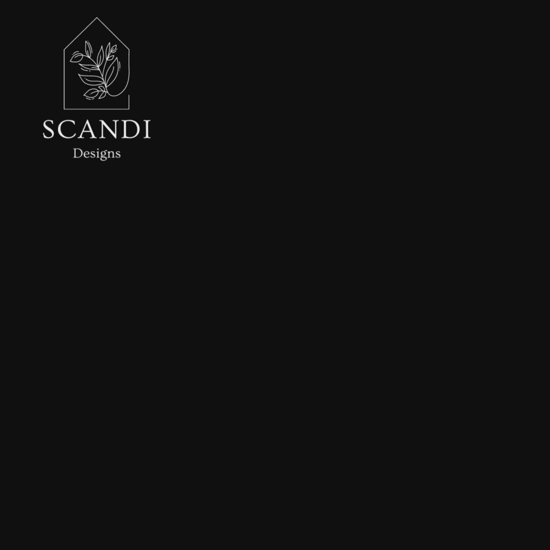 Scandi Violinist